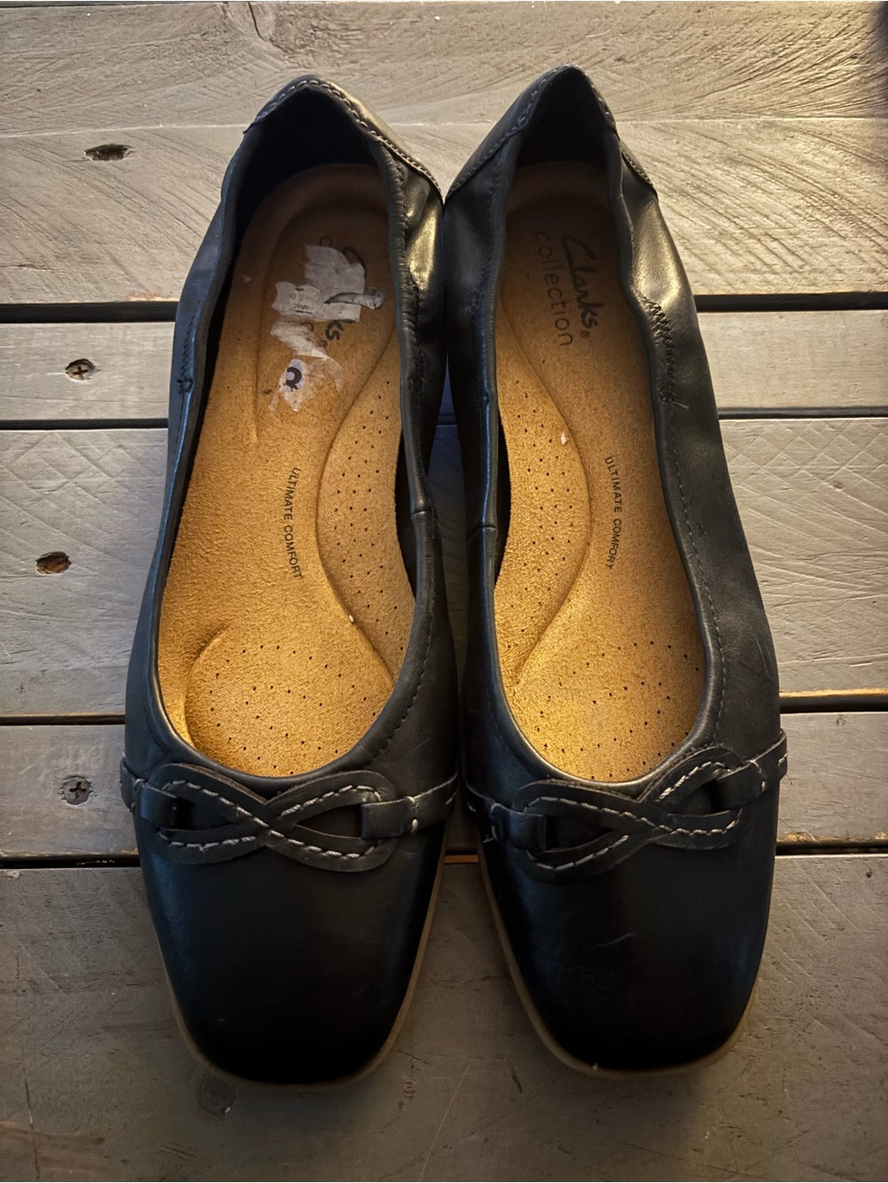 Clarks Black Leather Comfort Loafers with Bow Accent